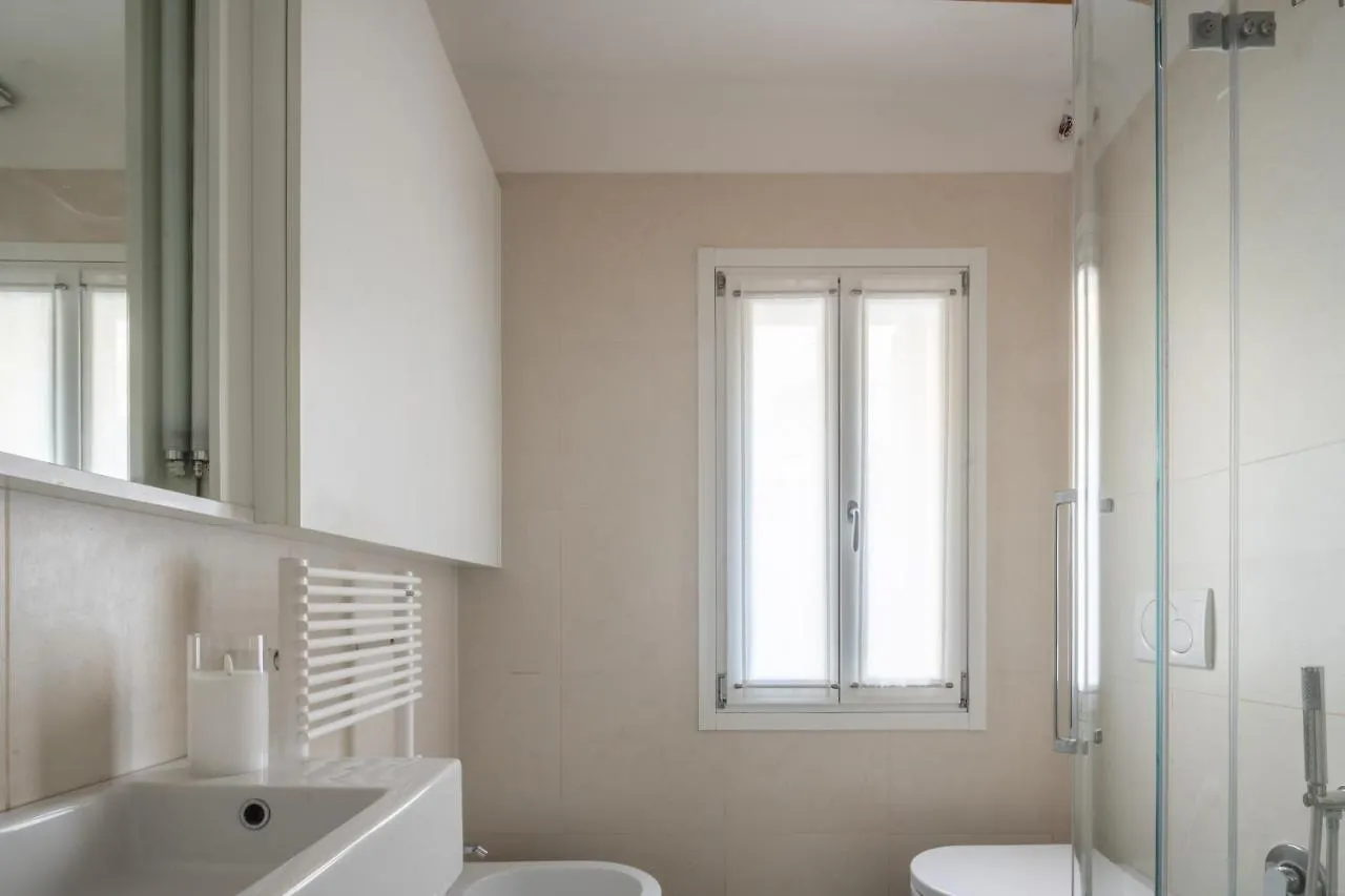 Luxury Garden Mansion R&R Apartment Venice Italy