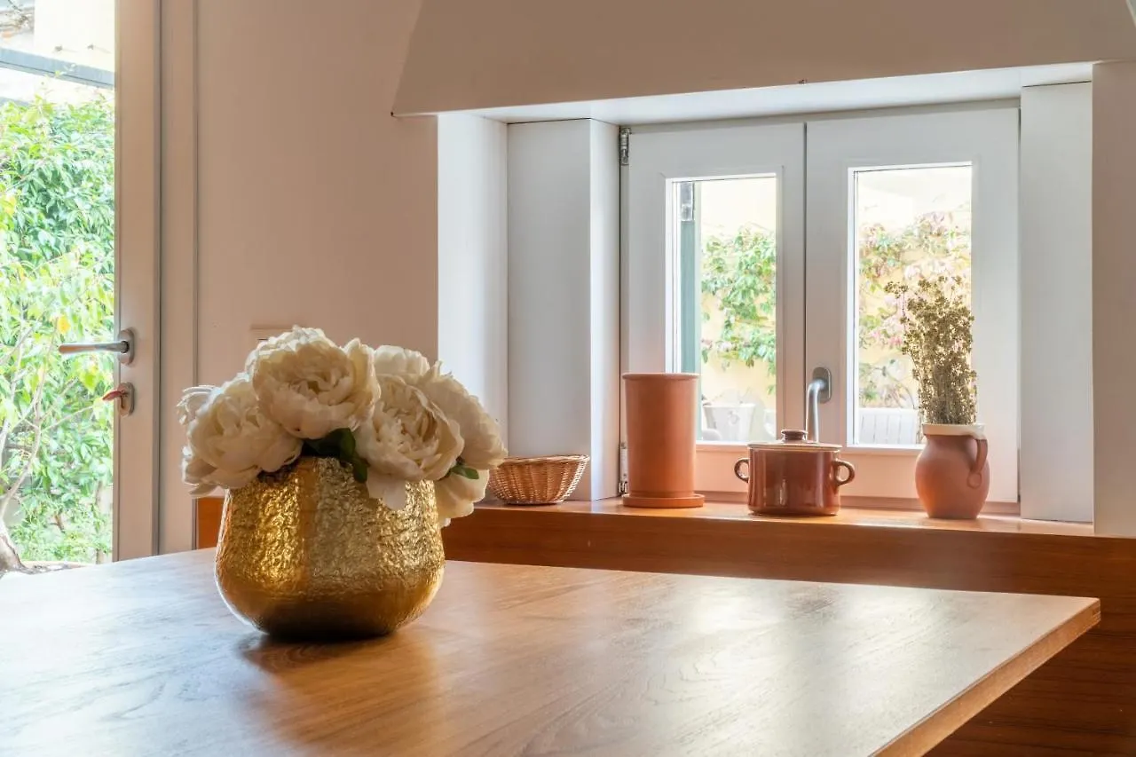 Luxury Garden Mansion R&R Apartment Venice Italy